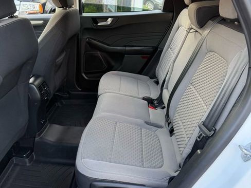 Used 2021 Ford Escape SE w/ Convenience Package FWD image 6