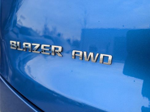 Used 2019 Chevrolet Blazer LT w/ Sun and Wheels Package image 10