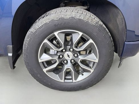 Used 2023 Chevrolet Silverado 1500 RST AWD/4WD image 28