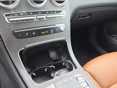 Used 2022 Mercedes-Benz GLC 300 4MATIC Coupe image 24