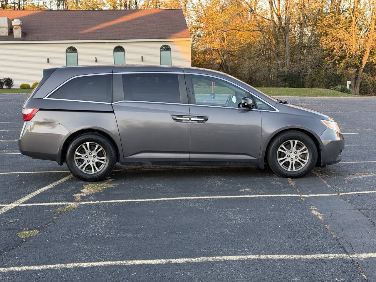 Used 2013 Honda Odyssey EX image 4