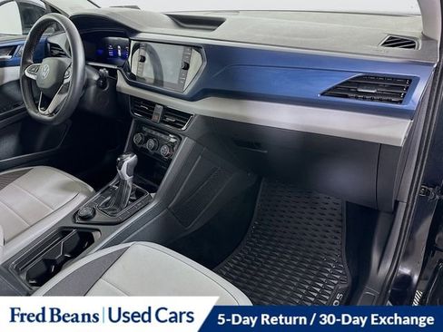 Used 2023 Volkswagen Taos SE AWD/4WD image 28