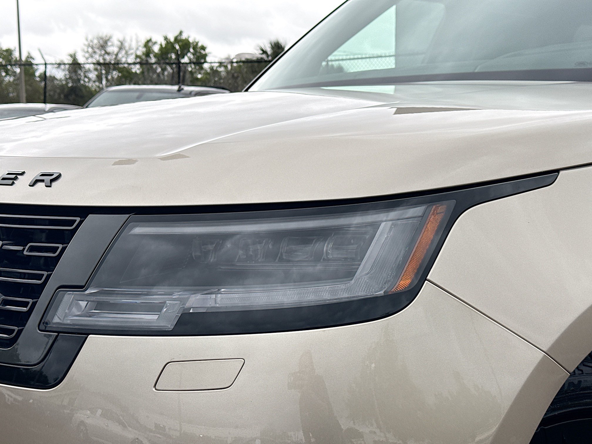 New 2026 Land Rover Range Rover Autobiography AWD/4WD image 9