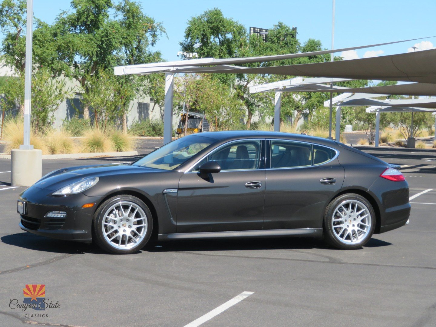 Used 2010 Porsche Panamera S RWD image 6