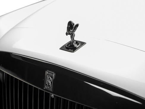 Used 2023 Rolls-Royce Cullinan Black Badge w/ Dark Exterior Package AWD/4WD image 11
