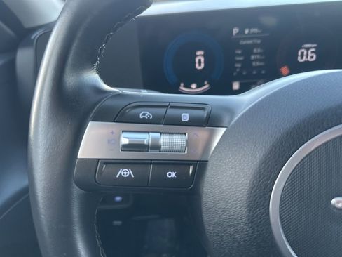 Used 2025 Hyundai Kona SEL image 27