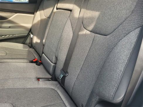 Used 2023 Hyundai Santa Fe SEL image 15