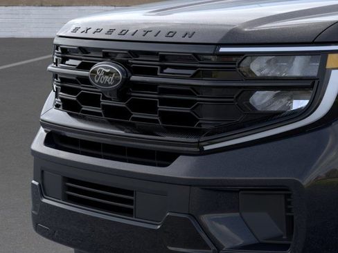 New 2026 Ford Expedition Platinum AWD/4WD image 17