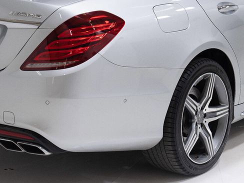 Used 2014 Mercedes-Benz S 63 AMG 4MATIC Sedan image 21