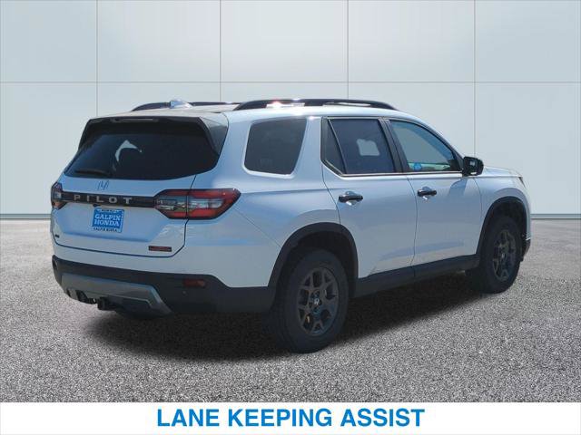 New 2026 Honda Pilot TrailSport image 7