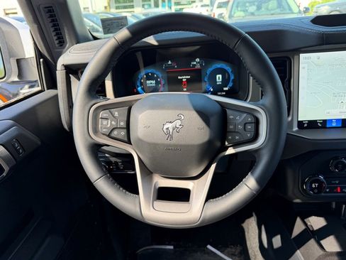 New 2026 Ford Bronco Outer Banks AWD/4WD image 11