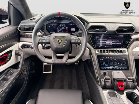 Used 2024 Lamborghini Urus S AWD/4WD image 22