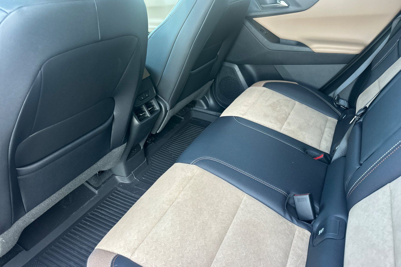 Used 2026 Chevrolet Equinox ACTIV w/ Convenience Package III FWD image 14