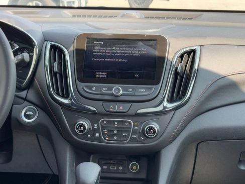 Used 2024 Chevrolet Equinox RS w/ RS Leather Package FWD image 16