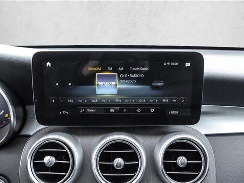 Used 2020 Mercedes-Benz GLC 300 4MATIC image 16