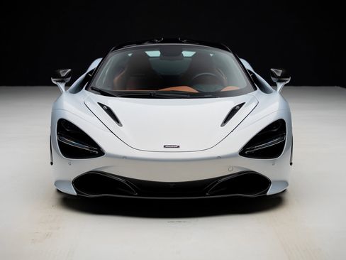 Used 2018 McLaren 720S image 6