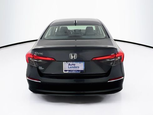 Used 2023 Honda Civic LX image 6