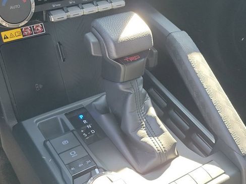 Used 2025 Toyota 4Runner TRD Off-Road Premium image 25