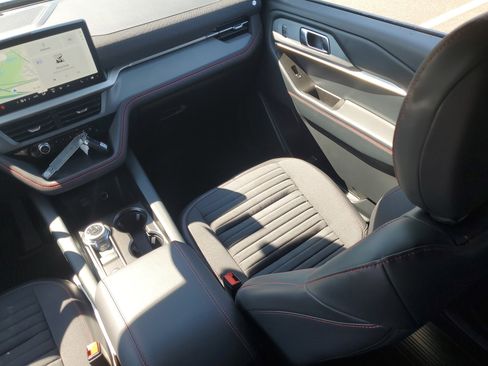 New 2026 Ford Explorer ST-Line w/ ST-Line Street Pack image 29