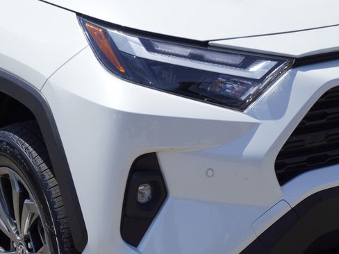 Used 2025 Toyota RAV4 XLE Premium w/ Weather Package AWD/4WD image 3