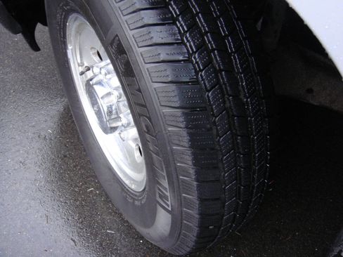 Used 2004 Ford F250 XL image 18