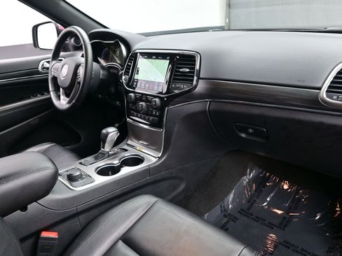 Used 2022 Jeep Grand Cherokee Limited image 15