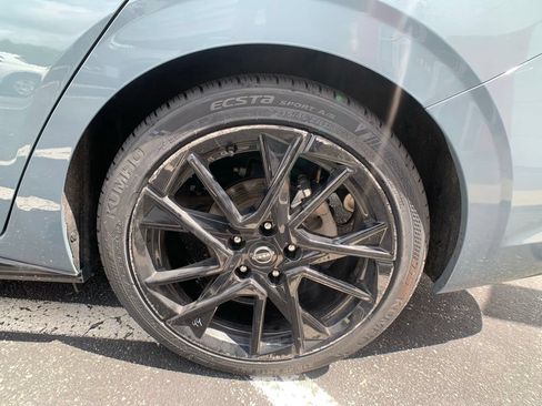Certified 2025 Nissan Sentra SR w/ Midnight Edition FWD image 34