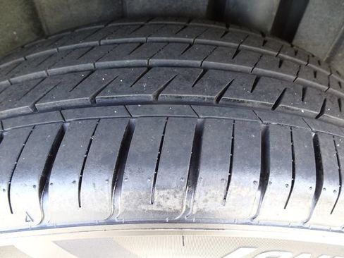 Used 2021 Volkswagen Atlas SEL AWD/4WD image 39
