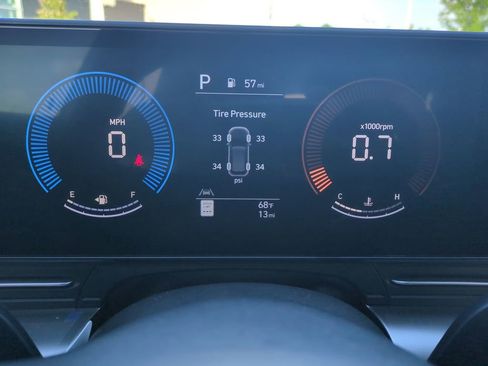 New 2026 Hyundai Kona SEL Premium image 34