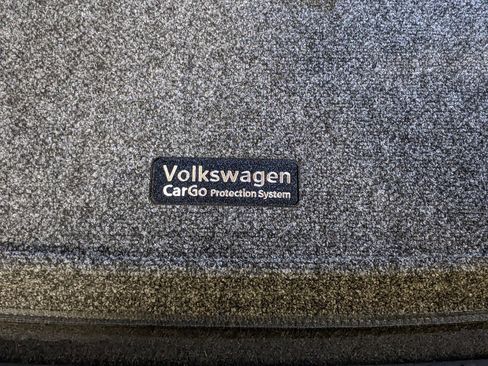 New 2025 Volkswagen Taos SE image 28