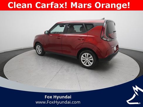 Used 2023 Kia Soul LX image 12