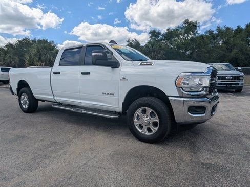 Used 2024 RAM 3500 Big Horn AWD/4WD image 3