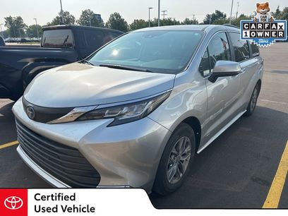 Certified 2021 Toyota Sienna XLE