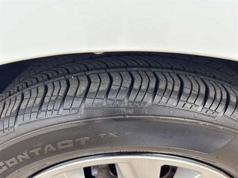 Certified 2022 Ford Transit Connect XL image 10