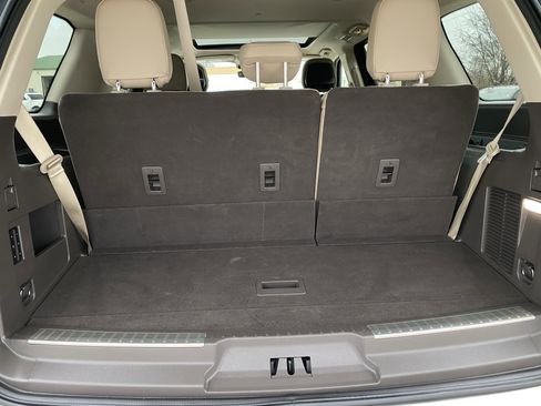 Used 2024 Lincoln Navigator Premiere image 15