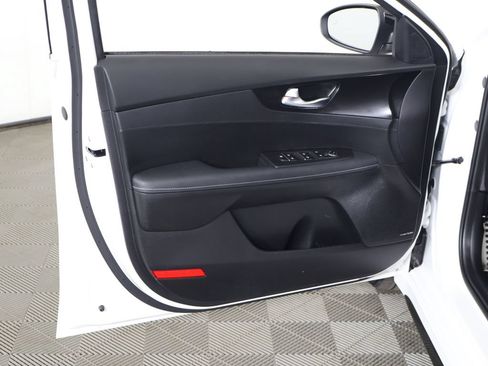 Used 2024 Kia Forte GT-Line w/ GT-Line Premium Package FWD image 25