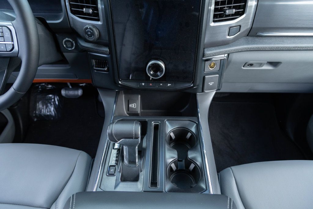 New 2025 Ford F150 Lightning Flash AWD/4WD image 13