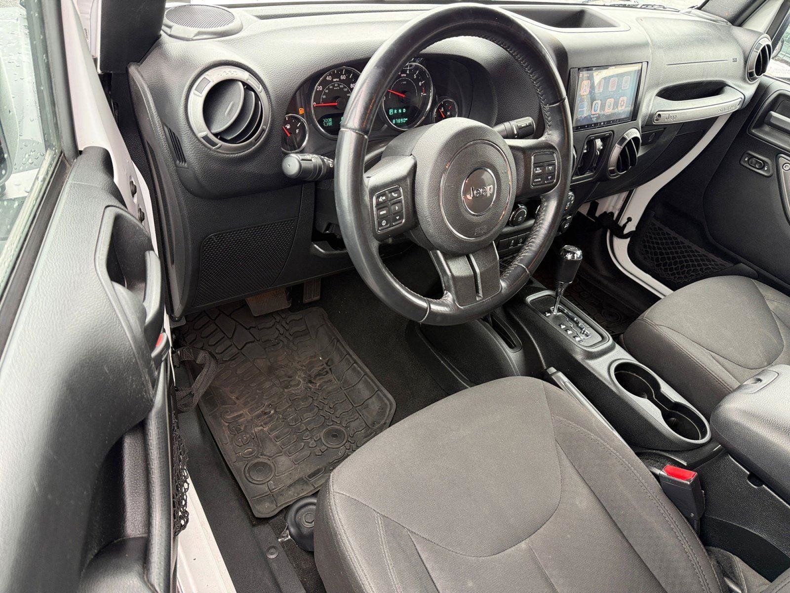Used 2017 Jeep Wrangler Unlimited Sport w/ Quick Order Package 24S AWD/4WD image 14