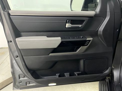 Used 2023 Toyota Sequoia Limited image 27