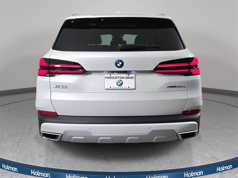 Used 2025 BMW X5 xDrive50e w/ Executive Package image 7