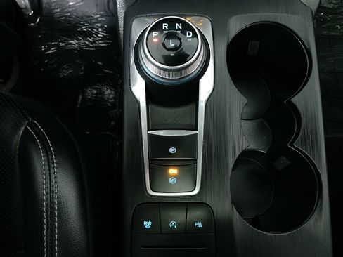 Used 2022 Ford Escape Titanium w/ Class II Trailer Tow Package image 31