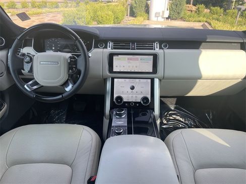 Used 2020 Land Rover Range Rover Long Wheelbase HSE image 12