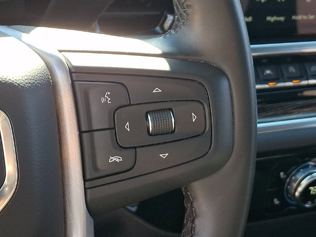 Used 2024 GMC Sierra 1500 Elevation w/ LPO, Elevation Black Package AWD/4WD image 8