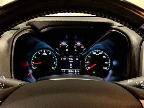 Used 2022 Chevrolet Colorado LT w/ Fleet Safety Package image 14