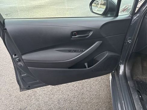 Certified 2024 Toyota Corolla LE image 32