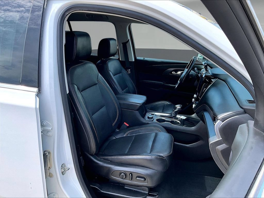 Used 2021 Chevrolet Traverse Premier AWD/4WD image 33
