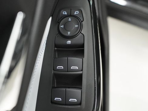 New 2026 Chevrolet Trax LT image 12