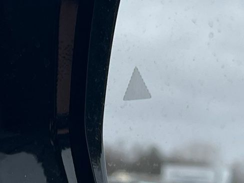 Certified 2023 Jeep Grand Cherokee L Laredo image 40