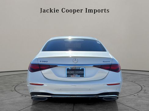 Used 2021 Mercedes-Benz S 580 4MATIC Sedan image 4