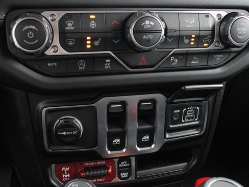 New 2026 Jeep Wrangler Rubicon AWD/4WD image 19